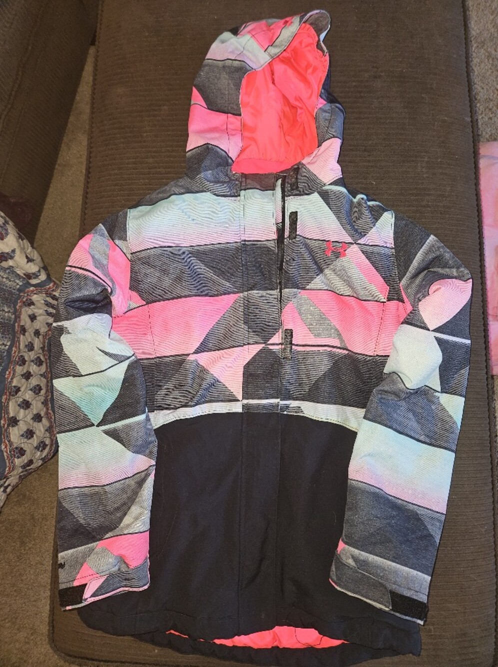 Under Armour Girls' Geometric Pink & Black Hooded Puffer Jacket